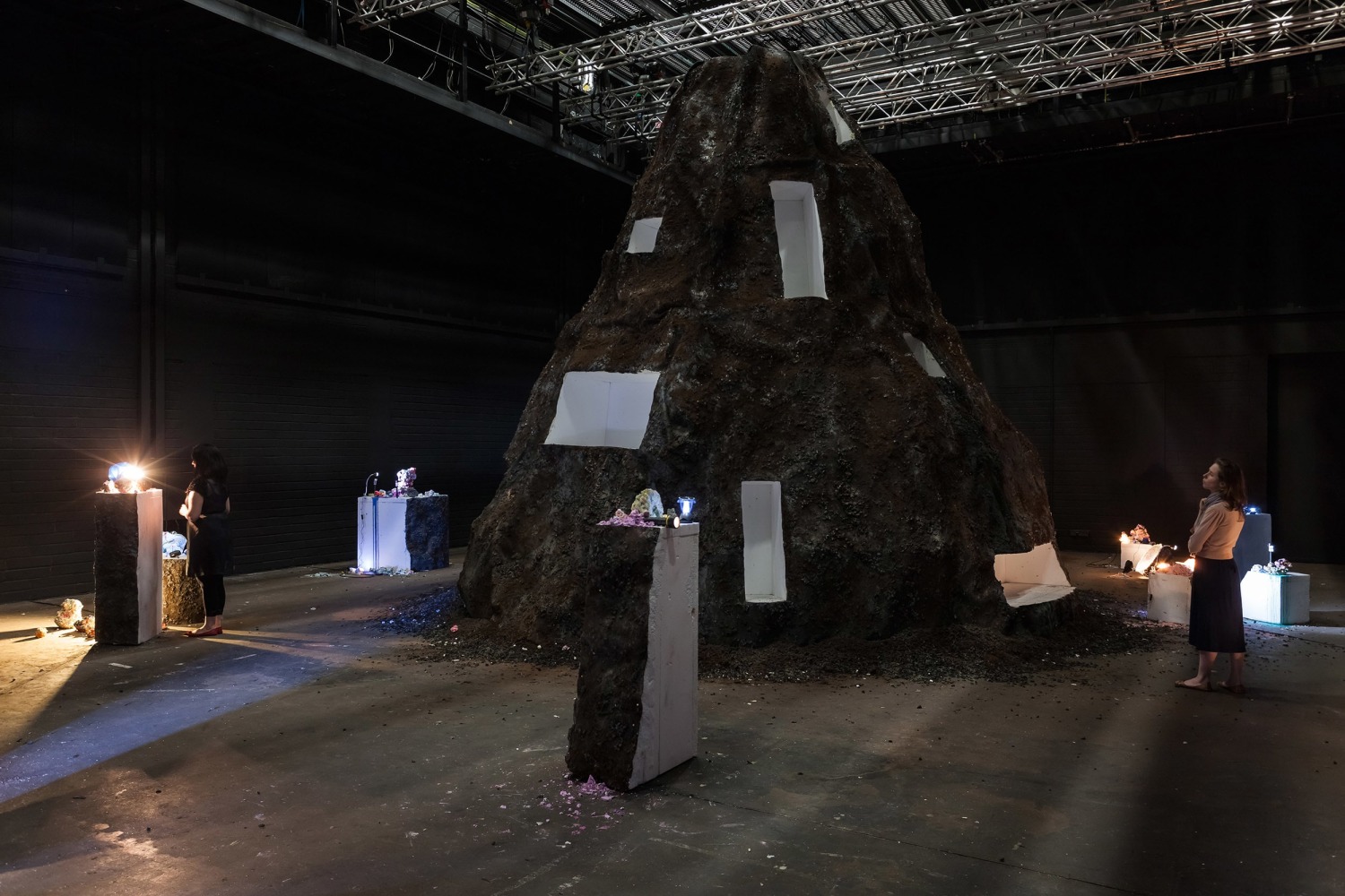 Sam Keogh
Terrestris,&amp;nbsp;part of&amp;nbsp;Conjuring for Beginners,&amp;nbsp;2012
Project Arts Centre, Dublin, Ireland