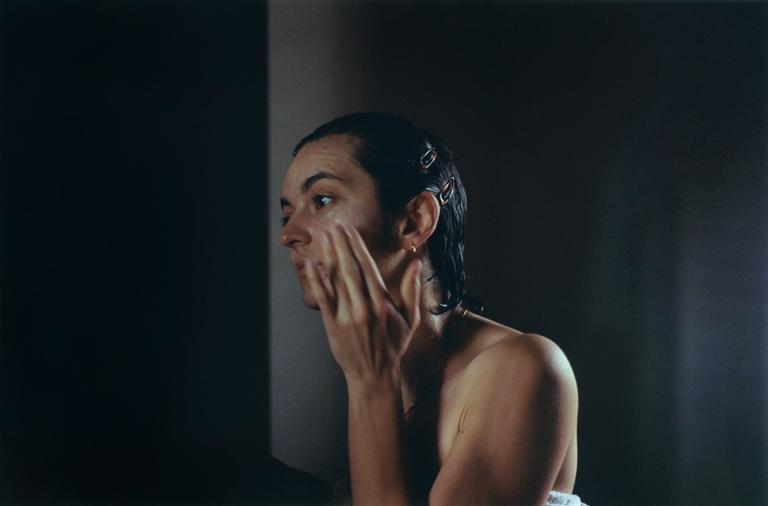 Samuel Laurence Cunnane, Lucy I, 2023, Hand-printed C-type print on archival photo paper, framed, edition of 3 + 1AP, 32 x 39.2 cm. Courtesy the artist and Kerlin Gallery