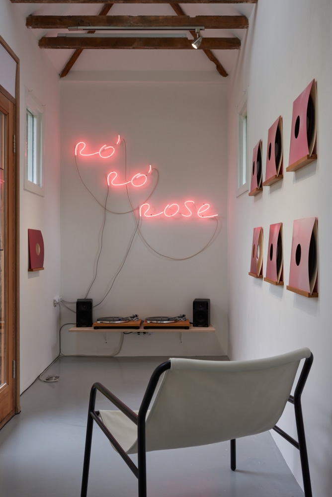 Jaki Irvine
ro&amp;#39; ro&amp;#39;,&amp;nbsp;2021
The Bower Gallery, London&amp;nbsp;