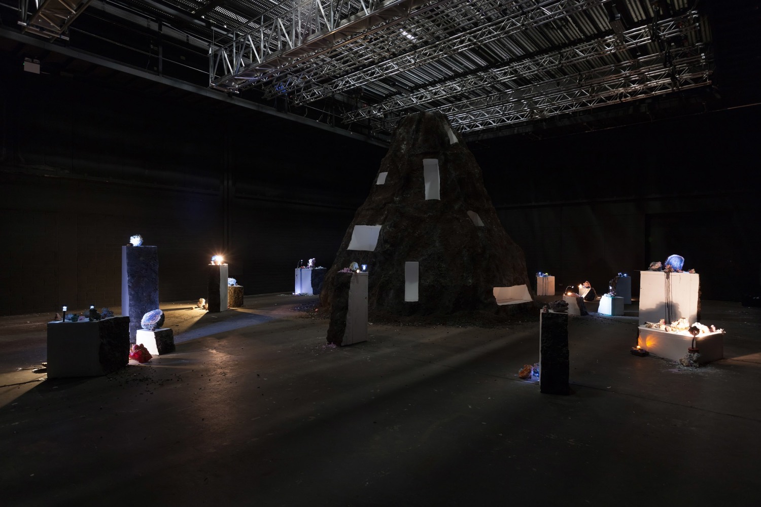 Sam Keogh
Terrestris,&amp;nbsp;part of&amp;nbsp;Conjuring for Beginners,&amp;nbsp;2012
Project Arts Centre, Dublin, Ireland