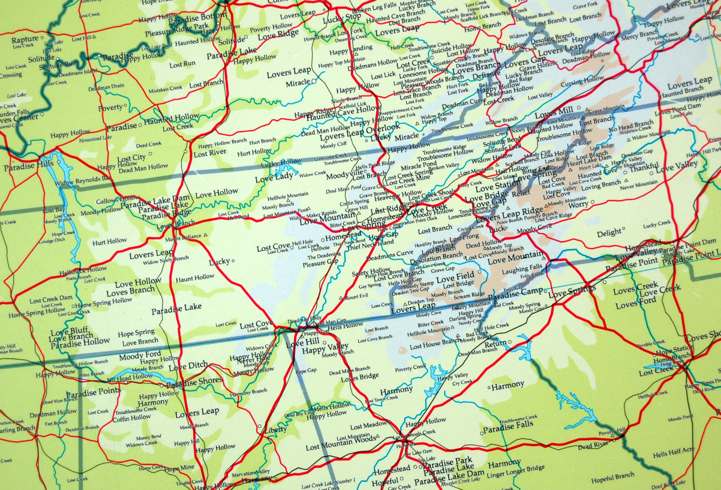 Kathy Prendergast&amp;nbsp;
Between Love and Paradise I, 2002
digital iris print, edition of 25
42 x 57 cm / 16.5 x 22.4 in&amp;nbsp; &amp;nbsp;