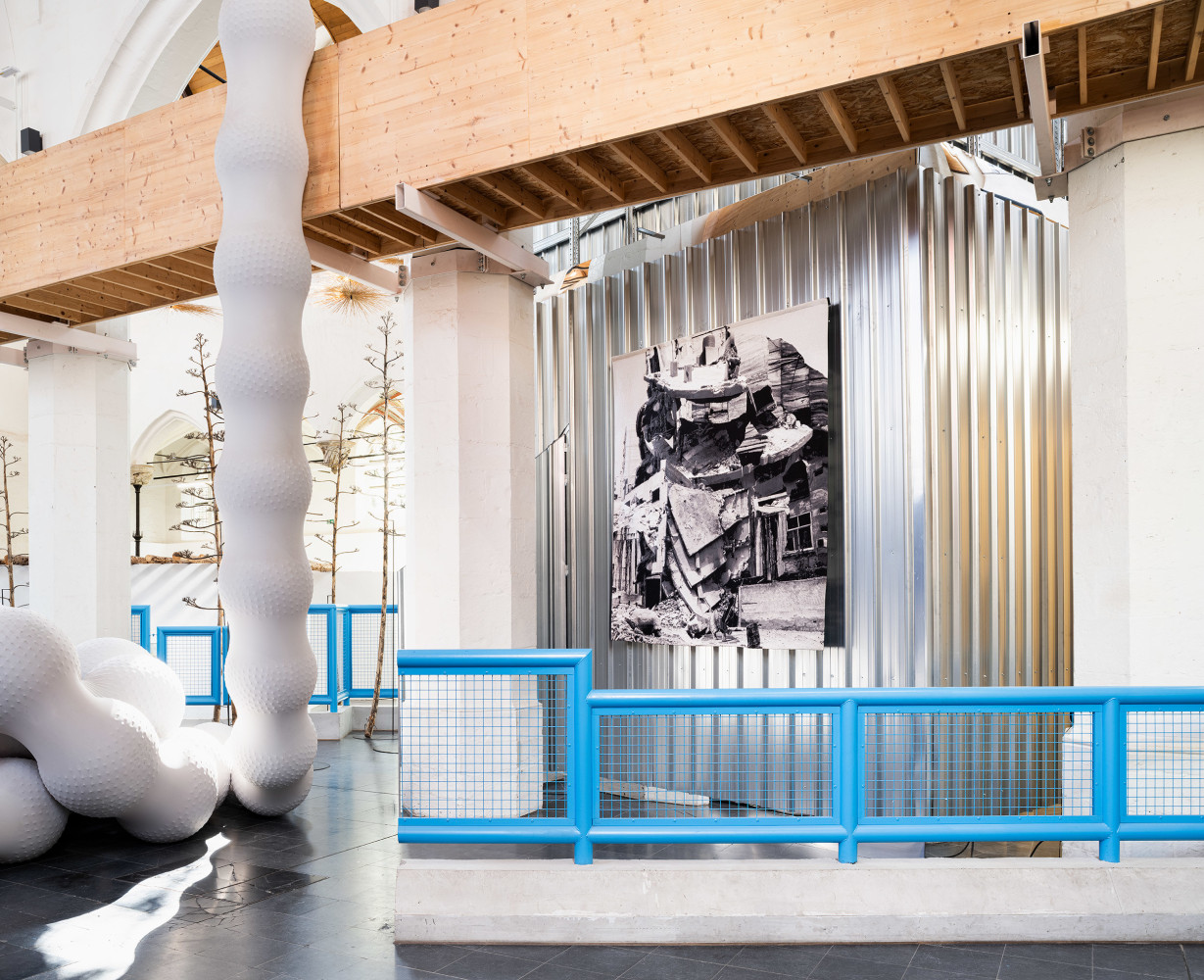 Ailbhe N&amp;iacute; Bhriain
An Expe&amp;shy;ri&amp;shy;ment with Time, 2024
Kunsthal Gent, Ghent, Belgium
Photo: Michiel De Cleene