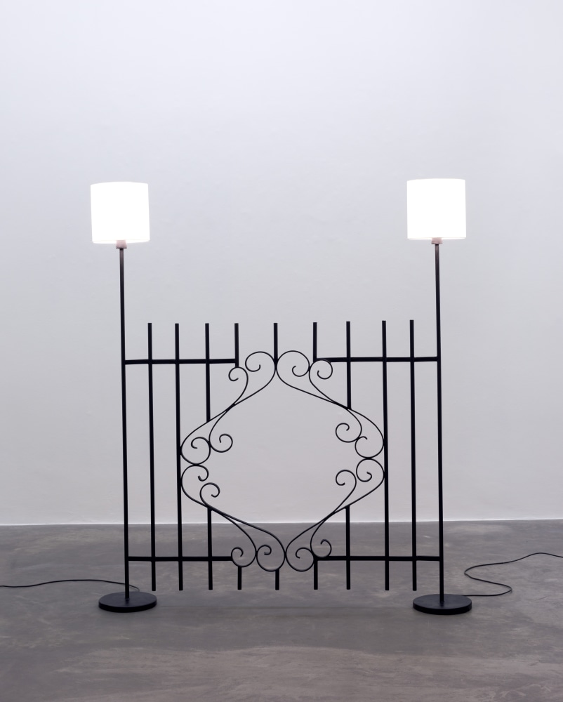 Hannah Fitz&amp;nbsp;

Journey&amp;#39;s End (Electric Fence)
2022

steel, wiring, lampshades, bulbs

184 x 163 x 26 cm / 72.4 x 64.2 x 10.2 in&amp;nbsp;