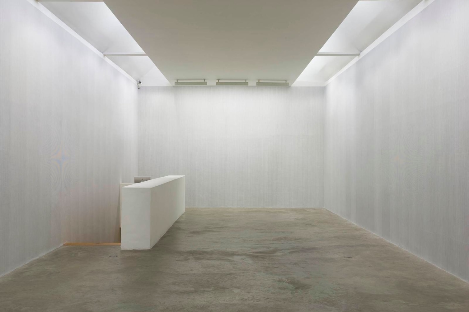 Stefan Brüggeman, Soap Box (A Decorative Form of Nihilism) 1