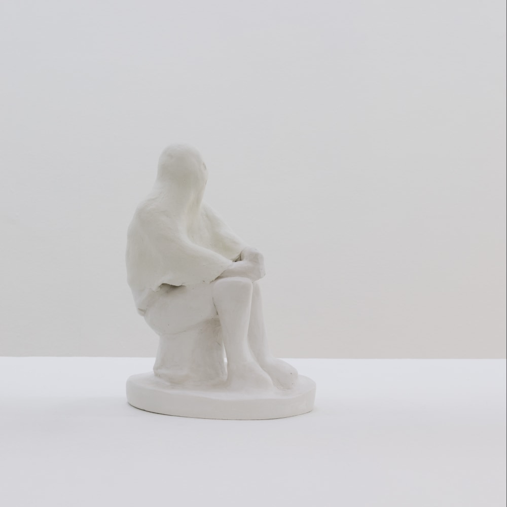 Hannah Fitz

Ghosting
2022

plaster, paper mache clay

25 x 18 x 13 cm /&amp;nbsp;9.8 x 7.1 x 5.1 in&amp;nbsp;