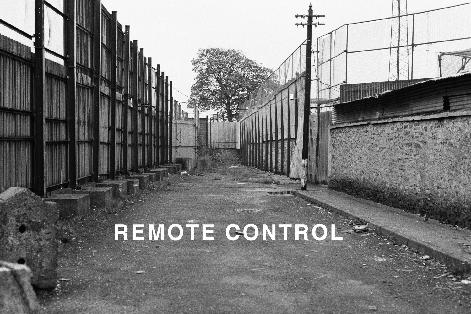 Willie Doherty&amp;nbsp;
Remote Control, 1992
black and white photograph with text mounted on aluminium, edition of 3
121.9 x 182.9 cm / 48 x 72 in&amp;nbsp;&amp;nbsp;
Collection of TATE, London

&amp;nbsp;