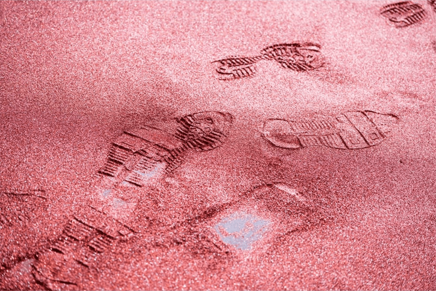 Liam Gillick in 24/7: Work between meaning and imbalance