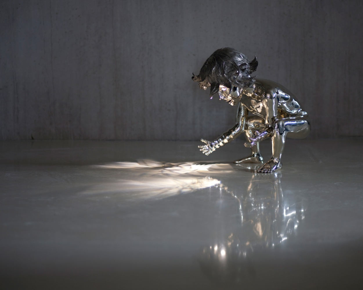 Eoin Mc Hugh&amp;nbsp;
overdetermination, 2013
oil on canvas mounted on aluminium panel
76 x 57 cm / 29.9 x 22.4 in&amp;nbsp; &amp;nbsp;