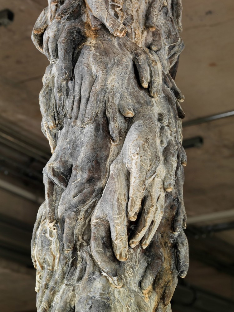 Dorothy Cross&amp;nbsp;
Earth, 2011
cast bronze
195 x 35 x 35 cm / 76.8 x 13.8 x 13.8 in&amp;nbsp;