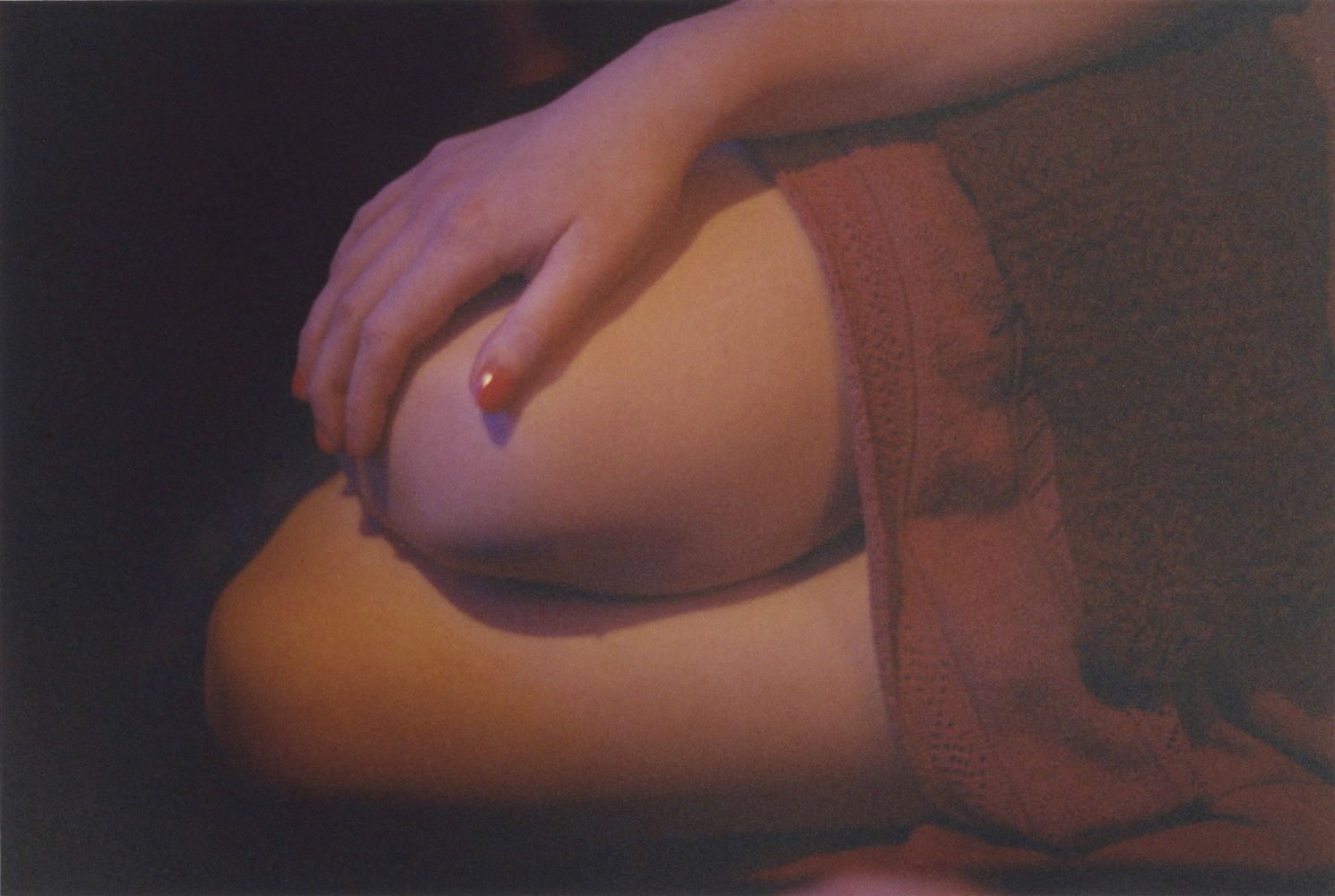 Samuel Laurence Cunnane&amp;nbsp;
Legs, 2013
hand-printed C-type print on archival photo paper,&amp;nbsp;edition of 3 + 1AP
10 x 15 cm / 3.9 x 5.9 in image size&amp;nbsp;
28.2 x 33.2 x 3 cm / 11.1 x 13.1 x 1.2 in framed