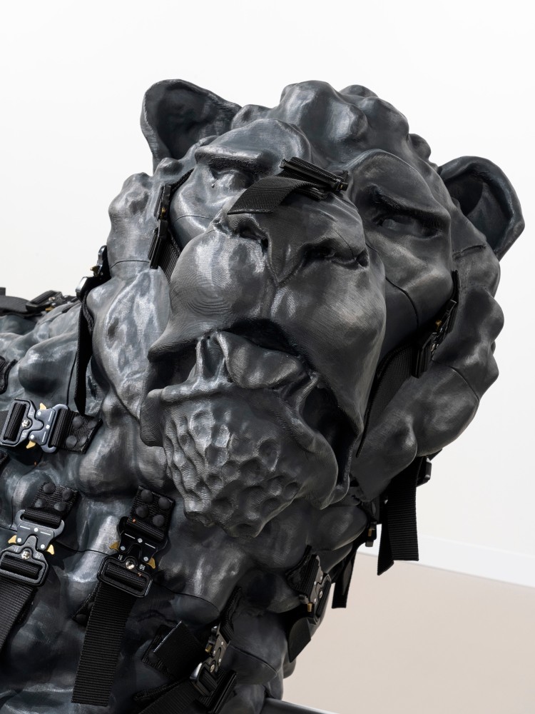 Siobh&amp;aacute;n Hapaska&amp;nbsp;
Lion,&amp;nbsp;2024
polylactic acid, paint, concrete, aluminium
163 x 220 x 192 cm / 64.2 x 86.6 x 75.6 in&amp;nbsp;