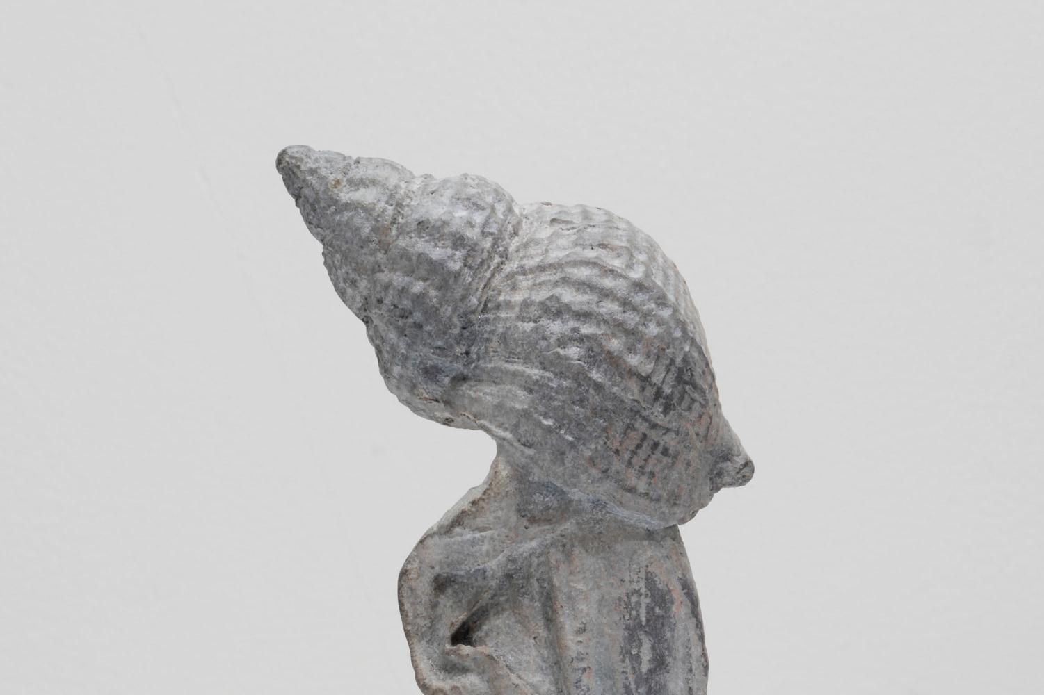 Dorothy Cross&amp;nbsp;
Whelk Madonna,&amp;nbsp;2024
cast bronze with white patina, edition of 4 + 1AP
27 x 12 x 12 cm / 10.6 x 4.7 x 4.7 in&amp;nbsp;