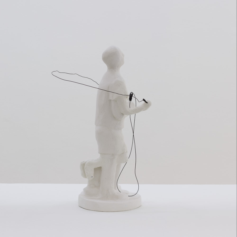 Hannah Fitz

Us (little events occurring in time, repeating ourselves to each other and to the world)
2022

plaster, paper mache clay, wire, string

32 x 24 x 20.5 cm / 12.6 x 9.4 x 8.1 in