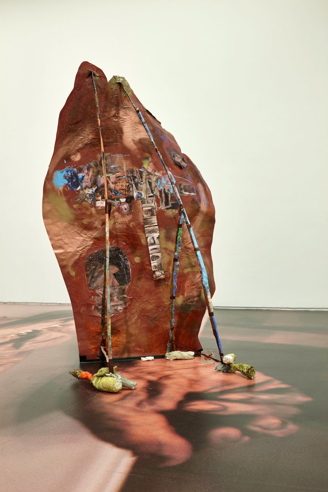 Sam Keogh
Four Fold, 2015
Douglas Hyde Gallery, Dublin, Ireland

&amp;nbsp;