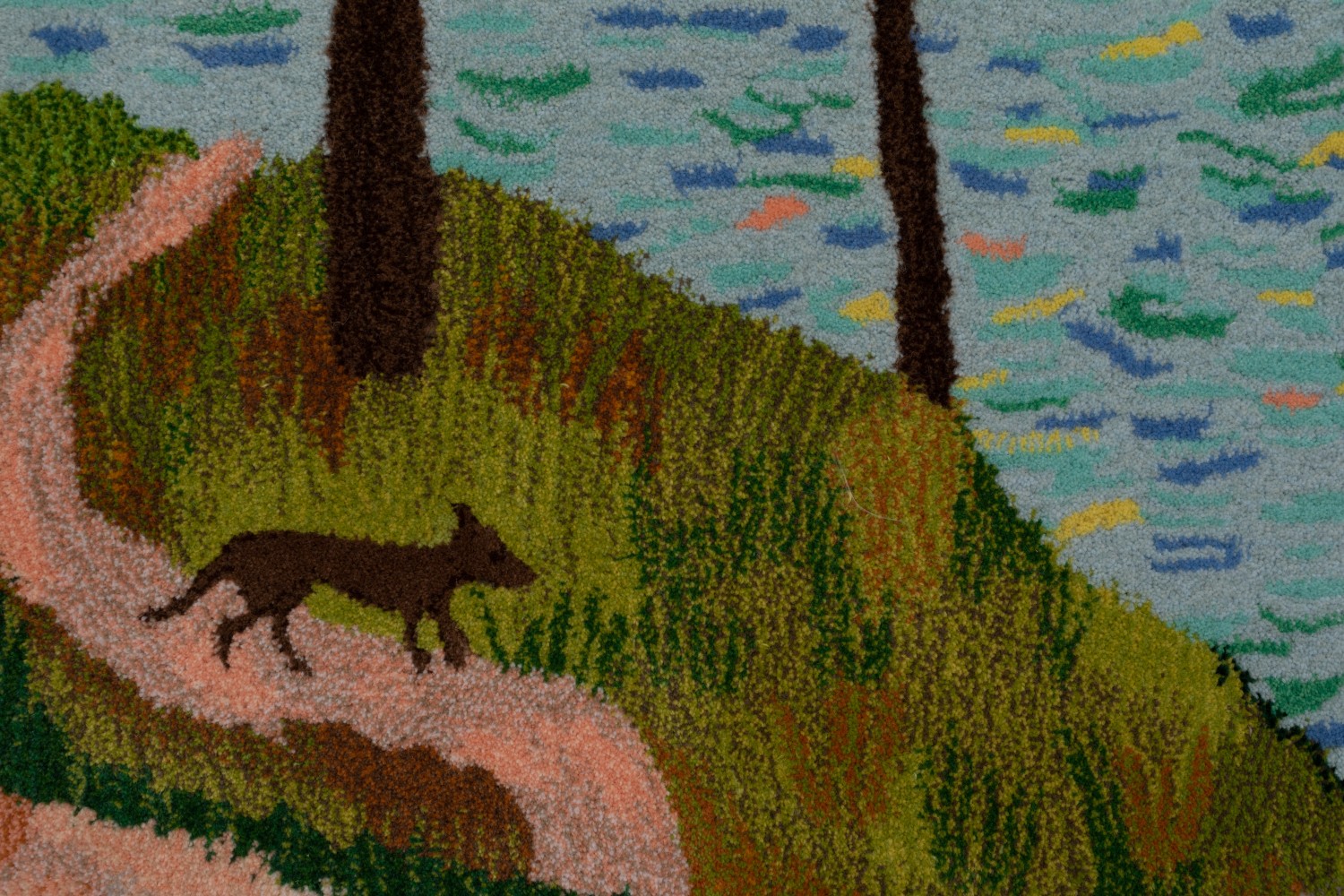 Isabel Nolan
The wolf who made a city tremble c.1216 (After Sassetta), 2023
hand-tufted 100% New Zealand Wool, 12 mm pile
300 x 200 cm / 118.1 x 78.7 in