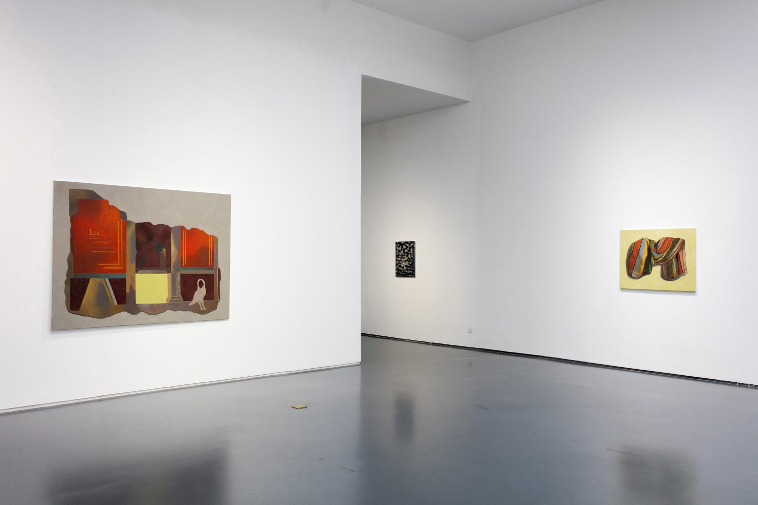 Stephen McKenna
The air between things, Stephen McKenna &amp;amp; Isabel Nolan, 2019
China OCT Boxes Art Museum, Shunde District, Guangzhou, China