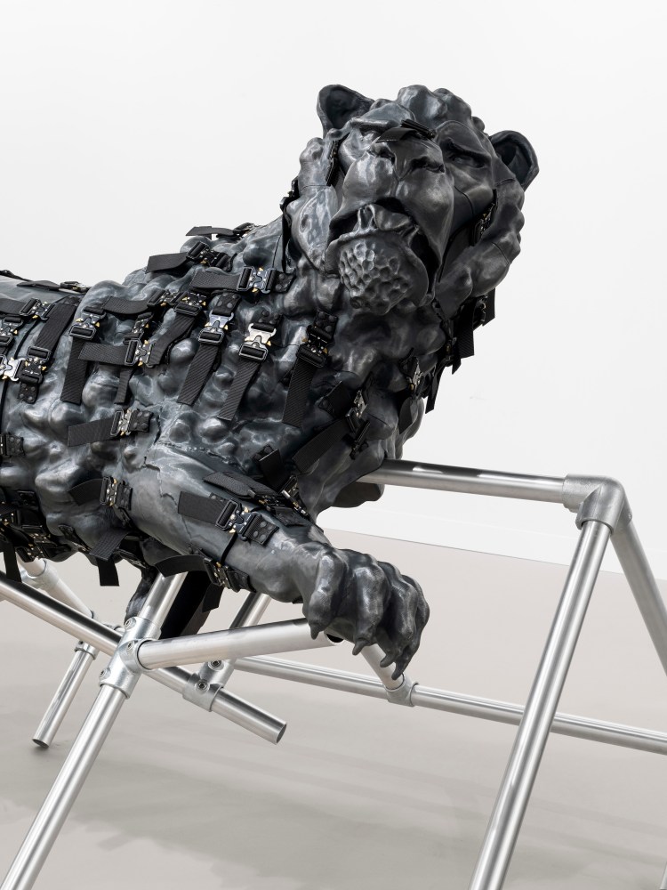Siobh&amp;aacute;n Hapaska&amp;nbsp;
Lion,&amp;nbsp;2024
polylactic acid, paint, concrete, aluminium
163 x 220 x 192 cm / 64.2 x 86.6 x 75.6 in&amp;nbsp;