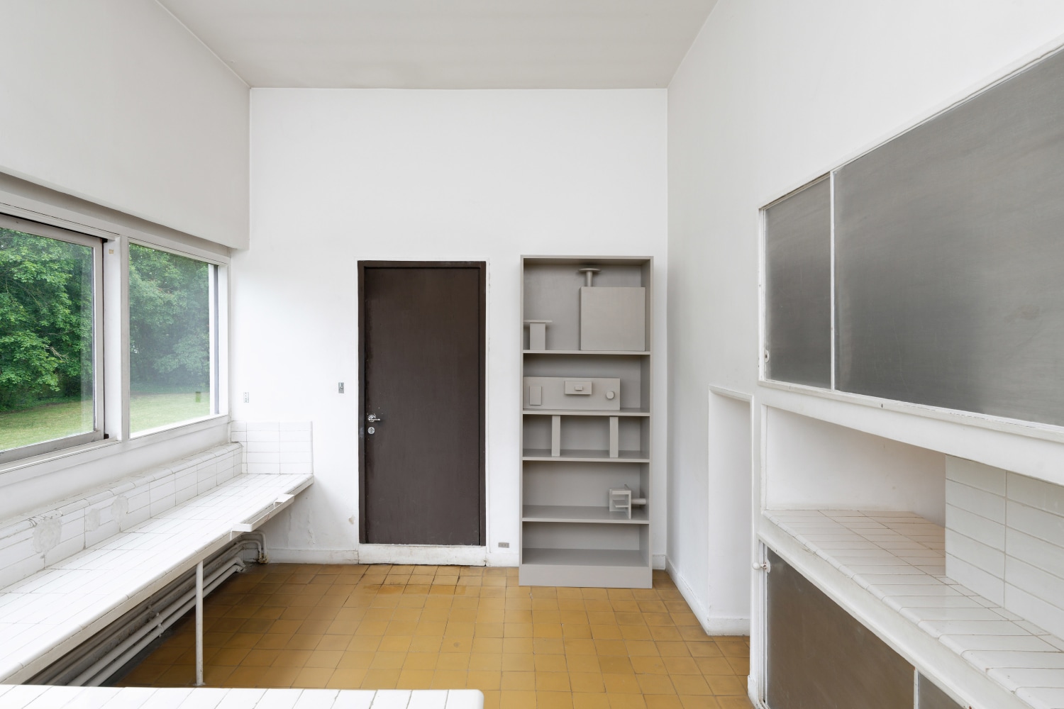 Nathalie Du Pasquier Chez Eux,&amp;nbsp;Villa Savoye Le Corbousier, Poissy, France, June 10&amp;ndash;September 15, 2022. Photo by Aurélien Mole&amp;nbsp;&amp;copy; Aurélien Mole&amp;nbsp;