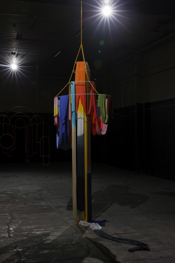 Isabel Nolan
The Light Poured Out Of You,&amp;nbsp;2016
mild steel, paint, fabric and dye
134 x 3 cm / 52.8 x 1.2 in diameter of largest ring