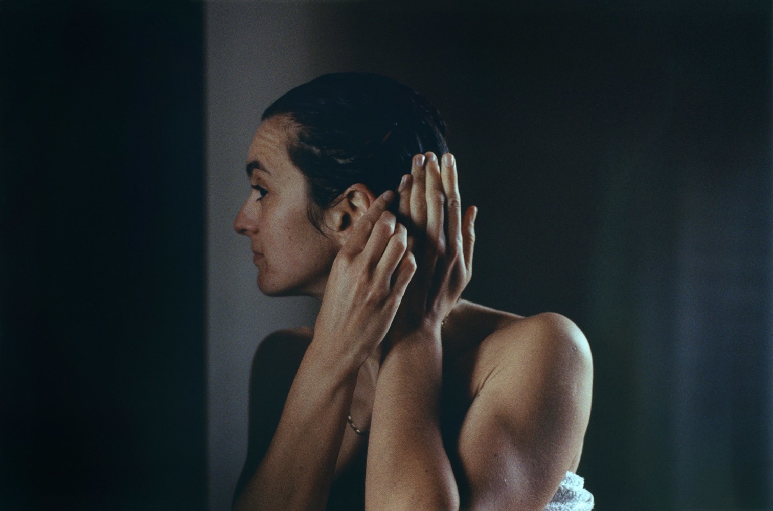 Samuel Laurence Cunnane, Lucy II, 2023, Hand-printed C-type print on archival photo paper, framed, edition of 3 + 1AP, 32 x 39.2 cm. Courtesy the artist and Kerlin Gallery