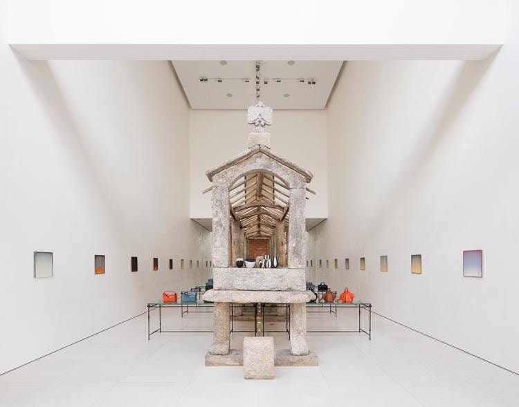 William McKeown
Chance Encounters II, 2016-2017
LOEWE, Miami, USA