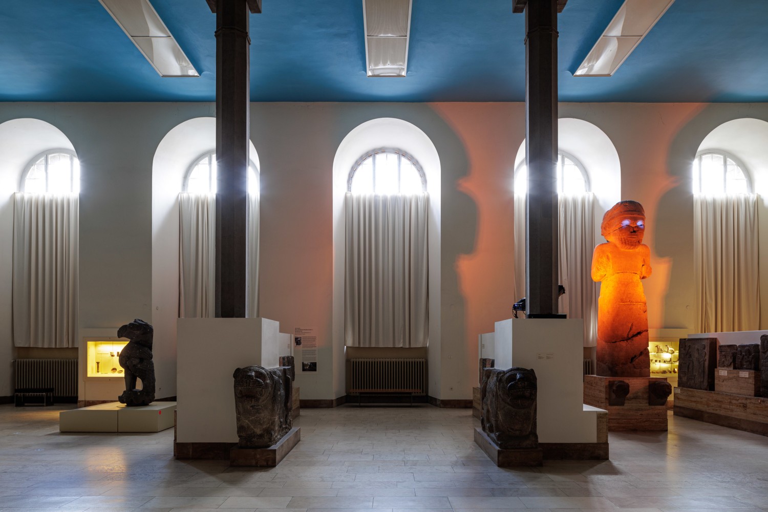 Liam Gillick. Filtered Time