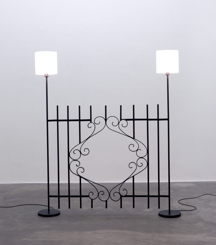 Hannah Fitz&amp;nbsp;

Journey&amp;#39;s End (Electric Fence)
2022

steel, wiring, lampshades, bulbs

184 x 163 x 26 cm / 72.4 x 64.2 x 10.2 in&amp;nbsp;