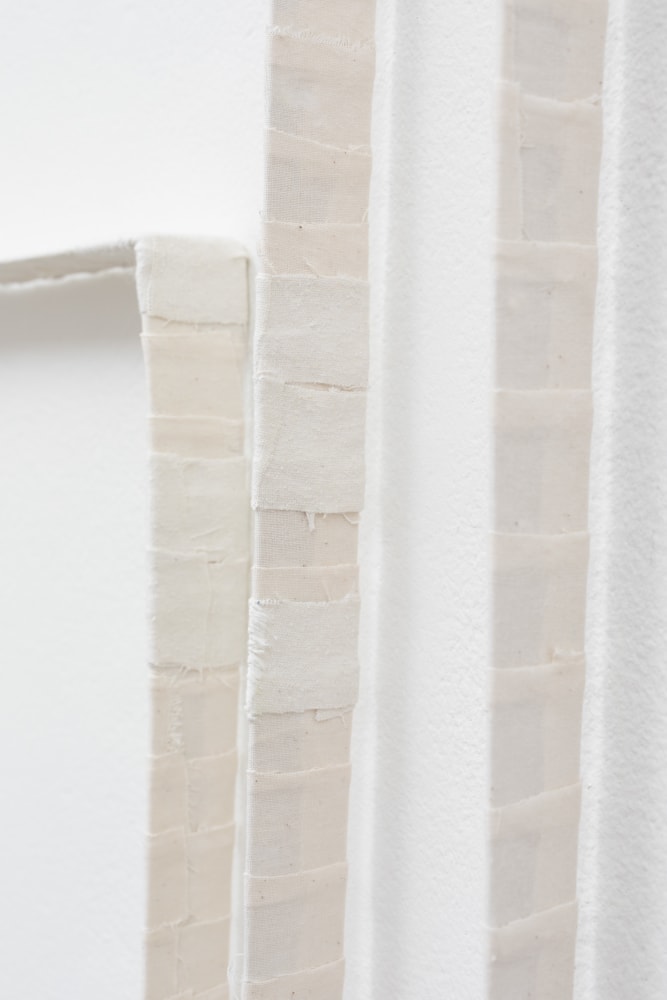 Aleana Egan
Sky Song
2023
four wall elements
card, tape, noil, cotton, papier m&amp;acirc;ch&amp;eacute;, twine, split pins
155 x 130 cm / 61 x 51.2 in total