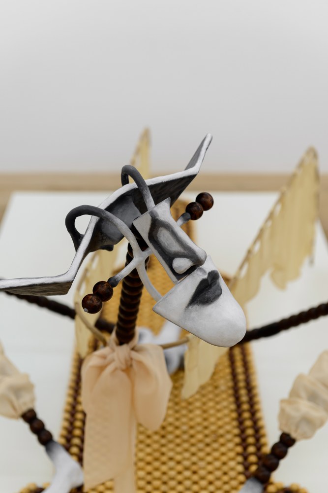 Justin Fitzpatrick
Bee and pollen I, 2022
Wood, resin, silk metal wire, beaded car seat covers, fabric tape
165 x 127 x 165 cm