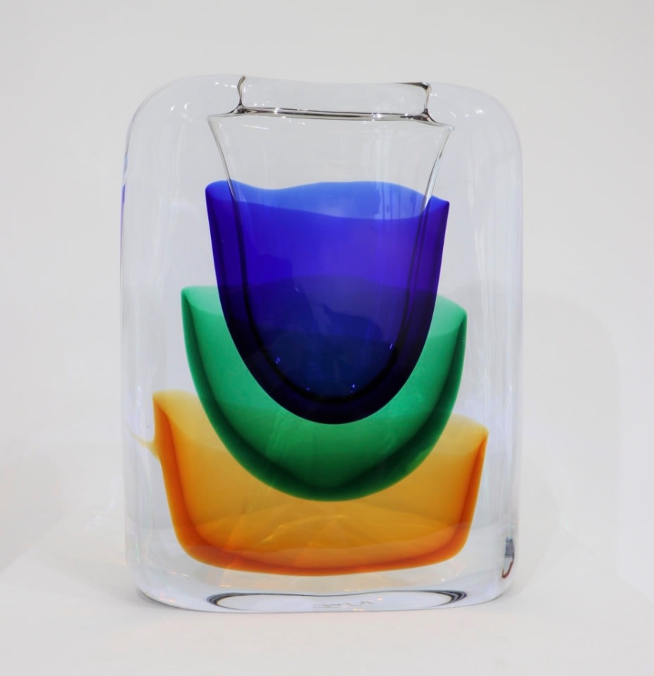 Falling Color Glass&amp;nbsp; 2006&amp;nbsp; 304 x 225 x 72mm