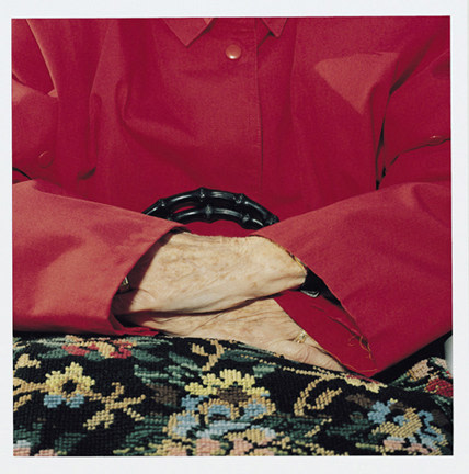 Woman with Gift, 2000

c print, ed. 1 of 20 (Toeing the Line series)

20 x 20 inches; 50.8 x 50.8 centimeters