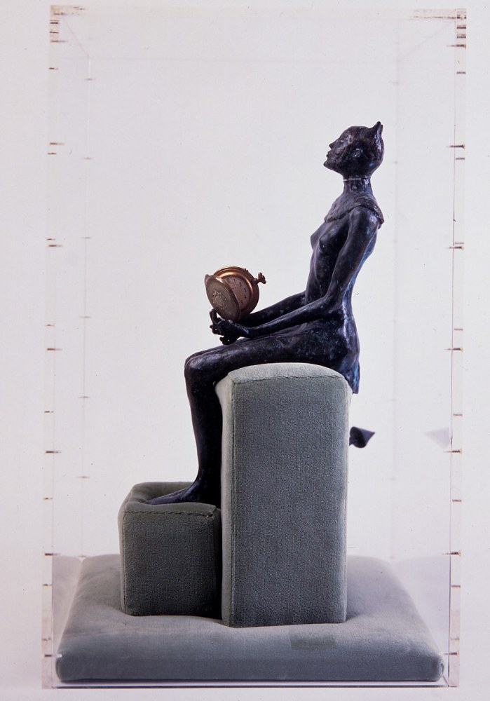 Just a Matter of Time, 1999

bronze and acrylic

22 x 11 1/2 x 13 1/2 inches; 58.5 x 29.2 x 34.3 centimeters