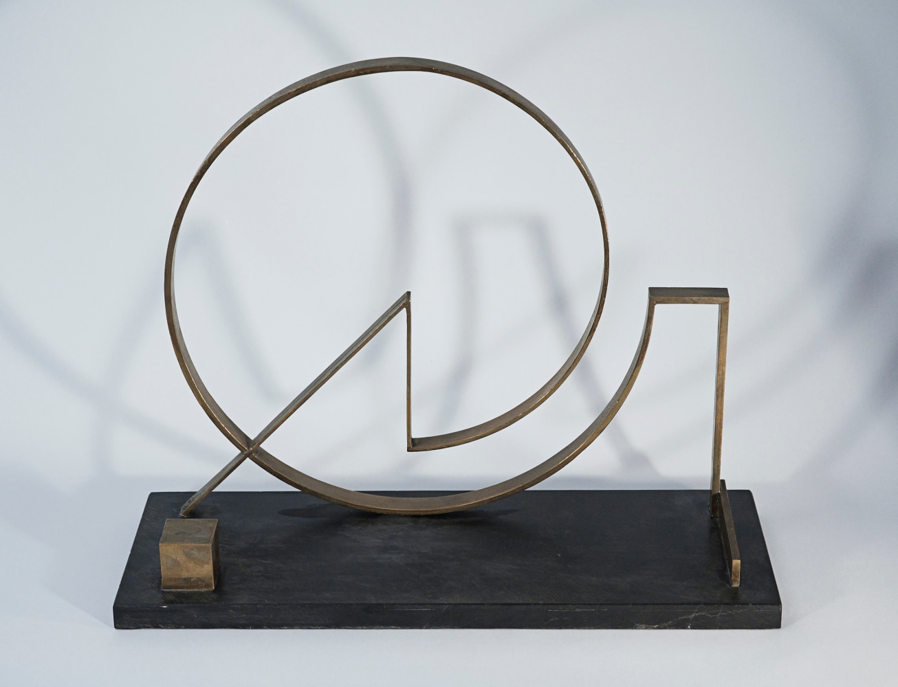 Archimedes II, 1991
Bronze, slate
15 x 19 x 7 in. (38.1 x 48.3 x 17.8 cm)
ROT-1029-C