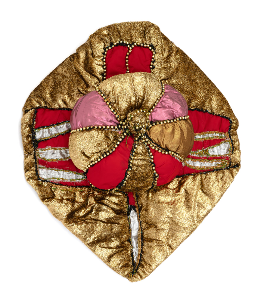 Title Unknown
Fabric, beads, yarn, thread
27 x 22 x 5.25 in. (68.6 x 55.9 x 13.3 cm)
TScot-1089-C
© The Estate of Elizabeth Talford Scott at Goya Contemporary / TALP
