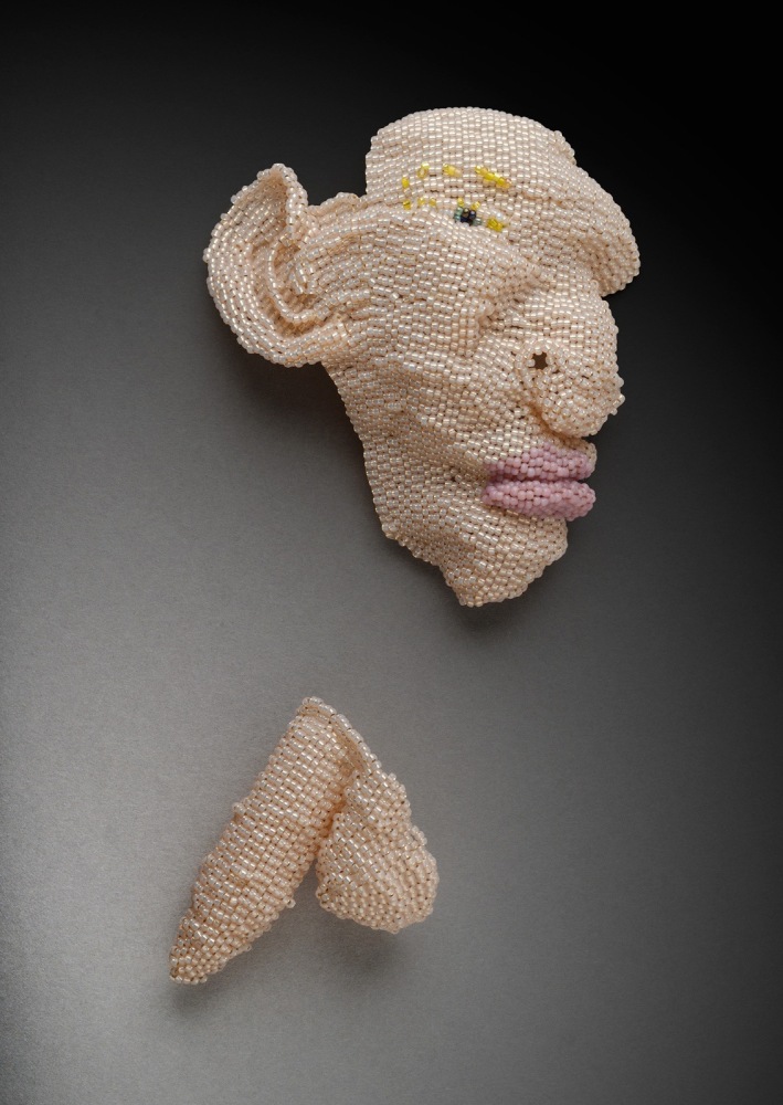 Tanzanian Flayed Albino Man&amp;#39;s Face and&amp;nbsp;Penis, 2008
Peyote stitched glass&amp;nbsp;beads, thread
Face: 4 1/2 x 3 3/4 x 1 1/4 in. (11.4 x 9.5 x 3.2 cm)
Penis: 2 1/4 x 1 3/4 x 2 in. (5.7 x 4.5 x 5.1 cm)
SCO-0328-O-OS