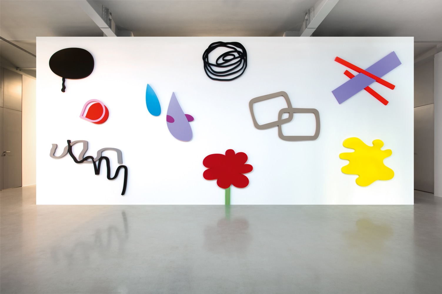 Installation by Gerwald Rockenschaub, Lady Linda 2011 Various objects, MDF, lacquered Overall dimensions variable Installation view, Galerie Mehdi Chouakri, Berlin, 2011