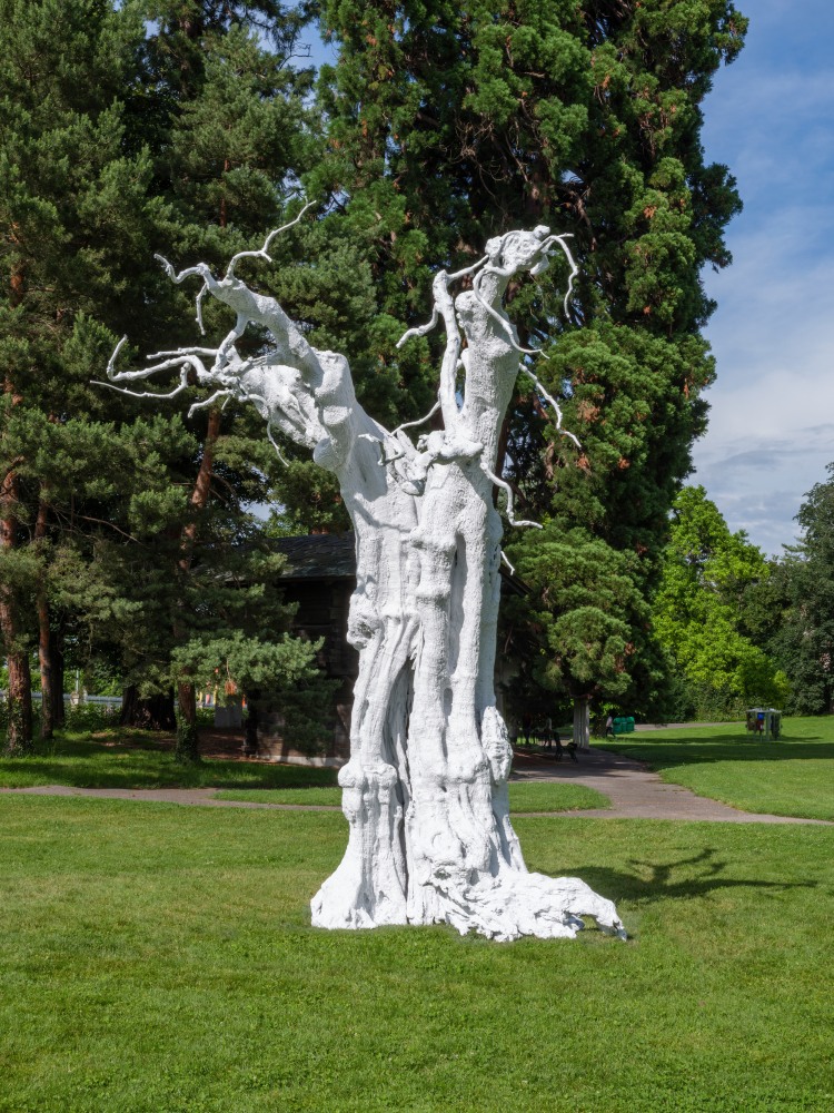Installation view of sculpture by Ugo Rondinone