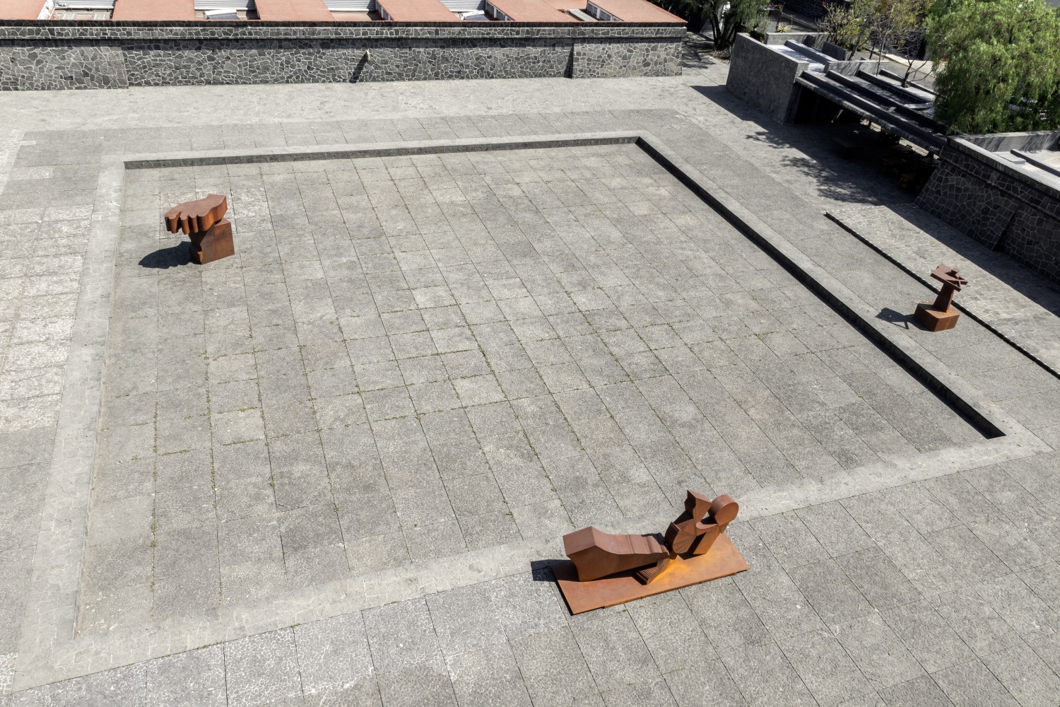 Installation view, Wyatt Kahn, Fantasmas, Museo Anahuacalli, Mexico City, 2024