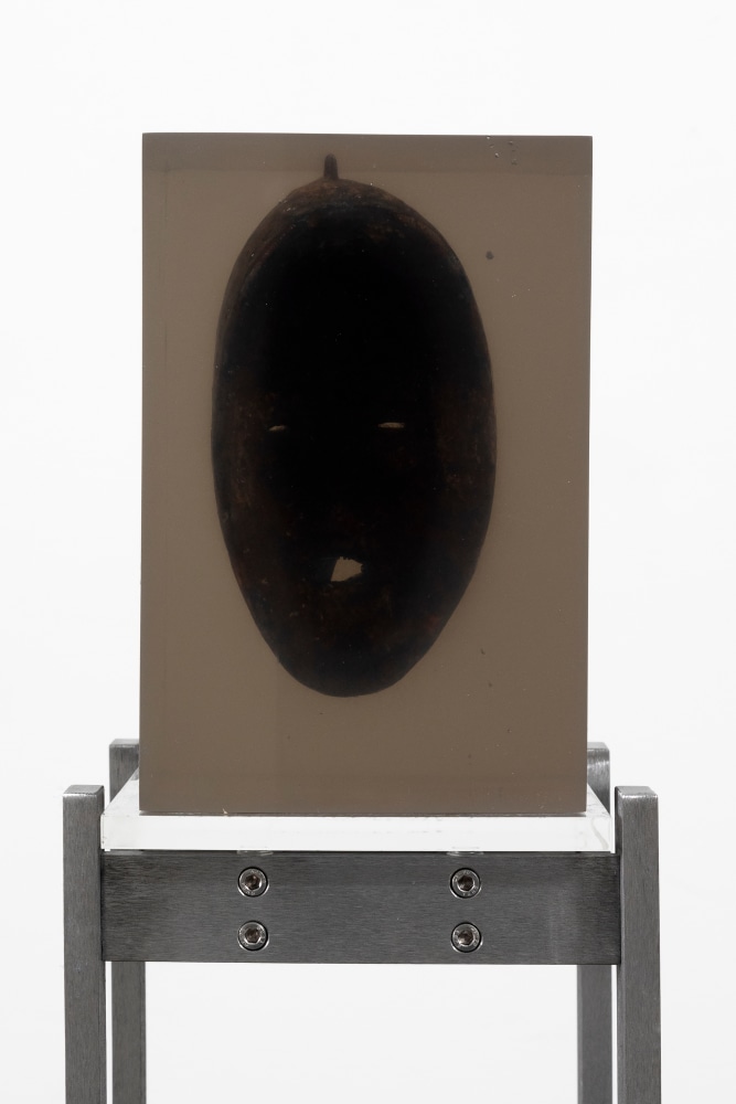 MATTHEW ANGELO HARRISON
Prey
2024
Wooden figure, polyurethane resin, steel, acrylic
Sculpture 23 x 26.5 x 16 cm / 9 x 10 3/8 x 6 1/4 in
Pedestal 112 x 21 x 29.5 cm / 44 1/8 x 8 1/4 x 11 5/8 in
HARRI60080