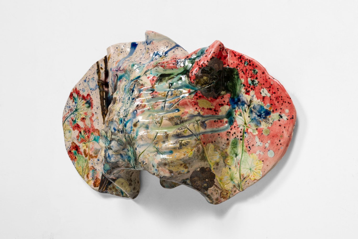 Sam Falls Untitled (Air 2) 2021 Glazed ceramic 39 x 66 x 18 cm / 15 3/8 x 26 x 7 1/8 in