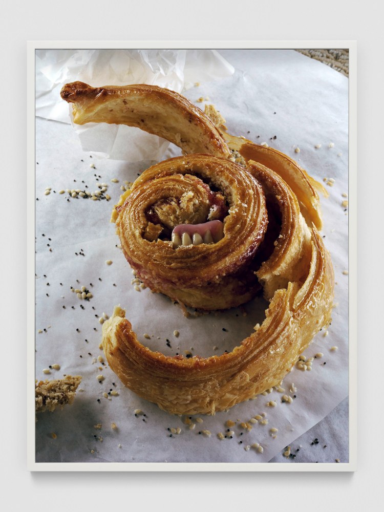 Cinnamon Roll

2015

C-Print on aluminum; framed

Image 105 x 80 cm / 41 3/8 x 31 1/2 in

Frame 107.5 x 83.5 x 3.5 cm / 42 3/8 x 32 7/8 x 1 3/8 in

&amp;copy; Torbj&amp;oslash;rn R&amp;oslash;dland