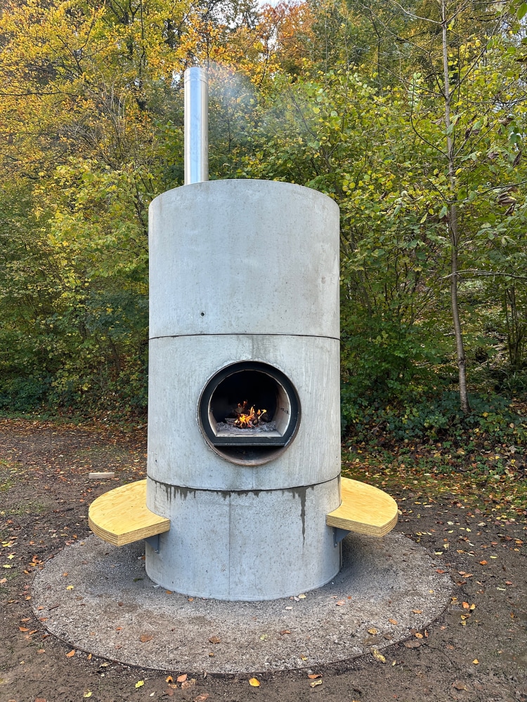 Installation view, Oscar Tuazon, Light House, Art Flow, Baden, 2025