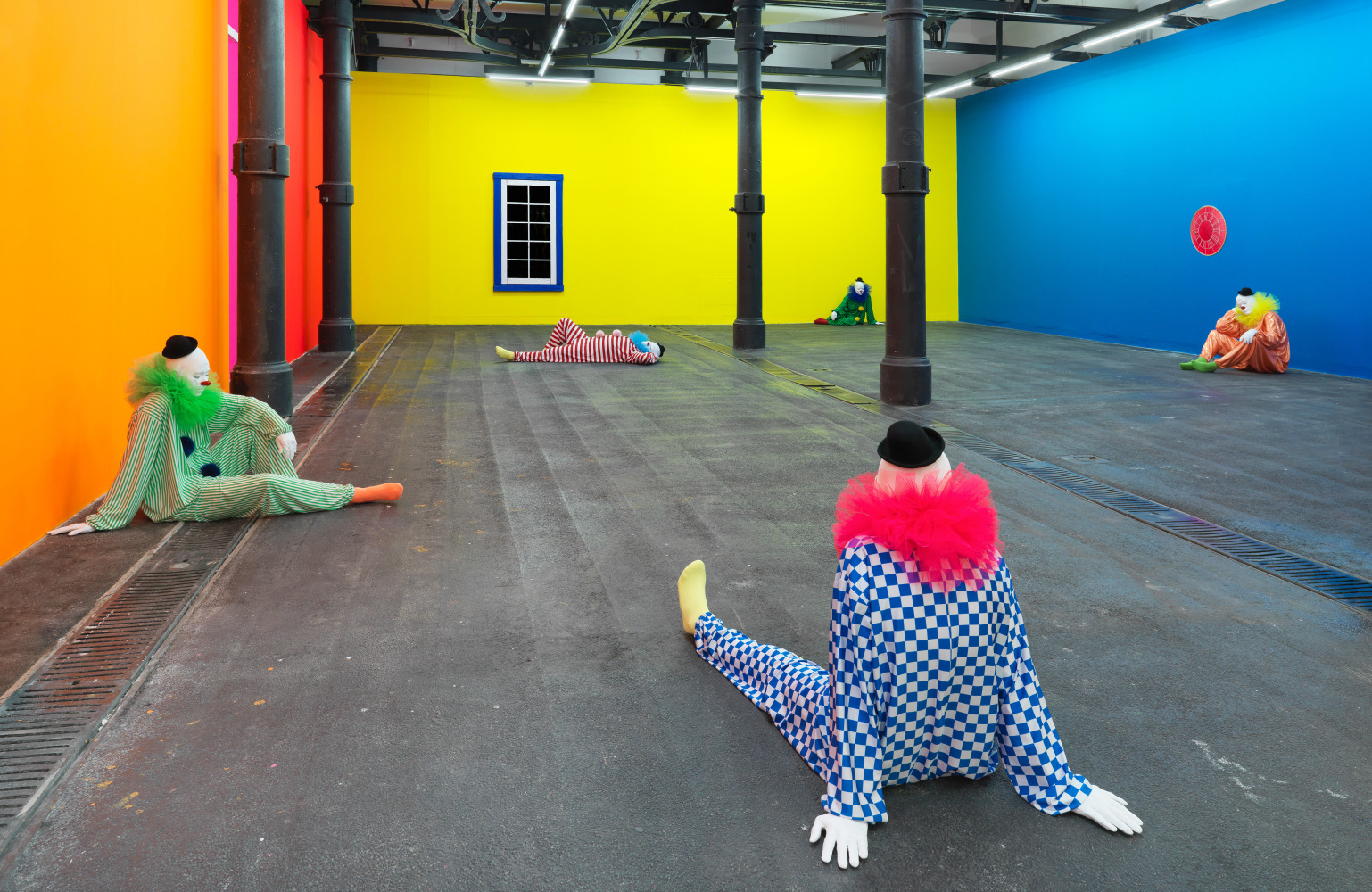 Installation view of sculptures by Ugo Rondinone