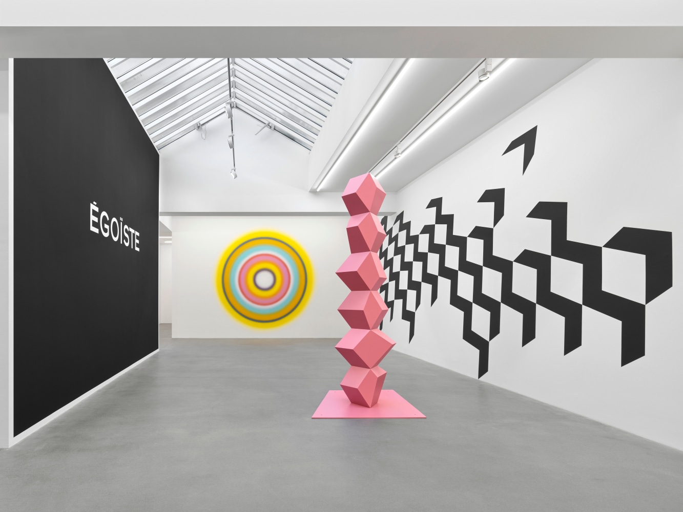 Installation view, Wall Works &amp;amp; Sculptures, Galerie Eva Presenhuber, Waldmannstrasse, Zurich, 2025