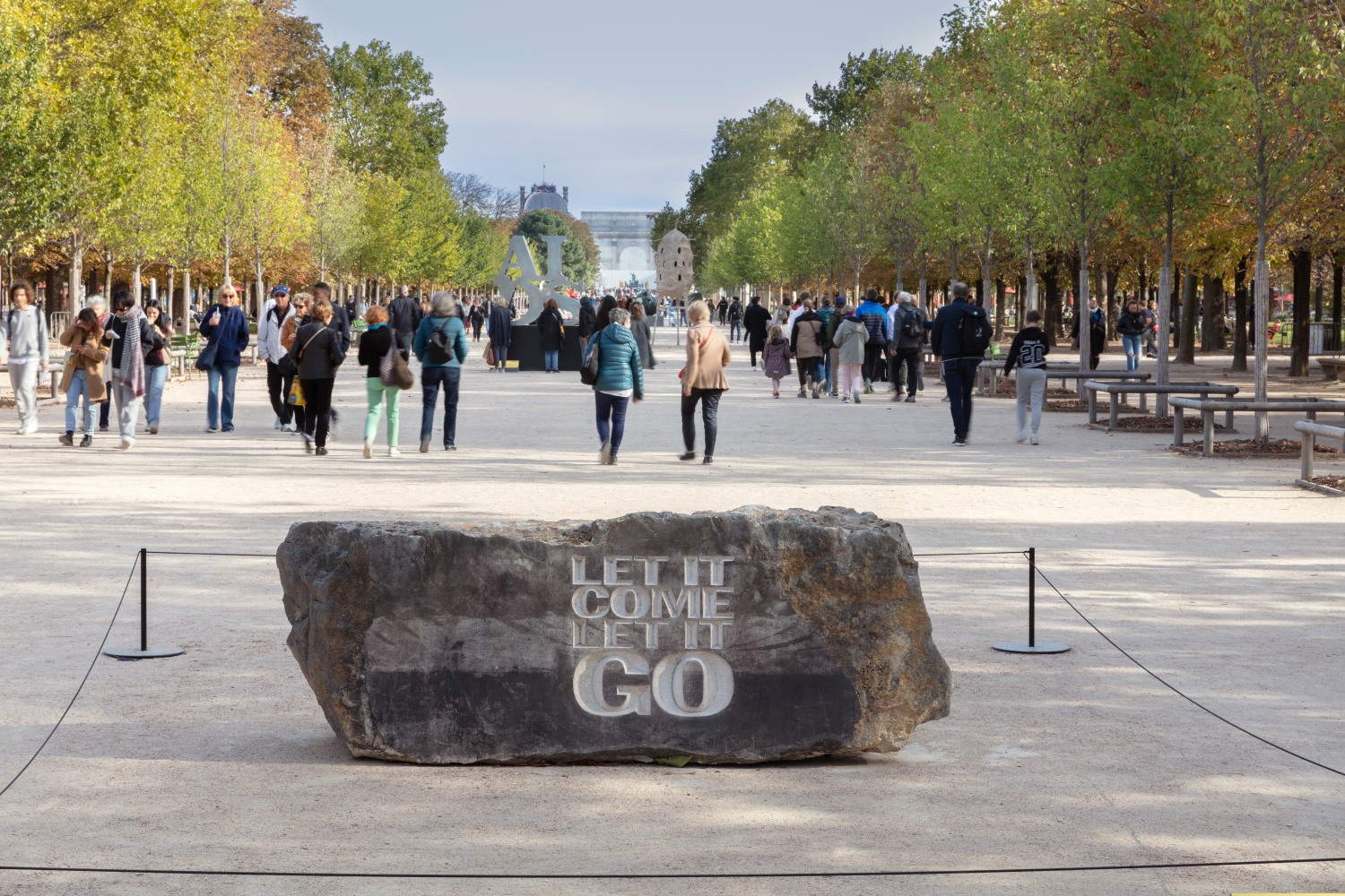 JOHN GIORNO
LET IT COME LET IT GO (Monument Edition)
2017
Engraved limestone
Edition of 3 + 2 AP
90 x 170 x 80 cm / 35 3/8 x 66 7/8 x 31 1/2 in
Weight approx. 2500 kg (5511.6 lbs)
GIORN43879