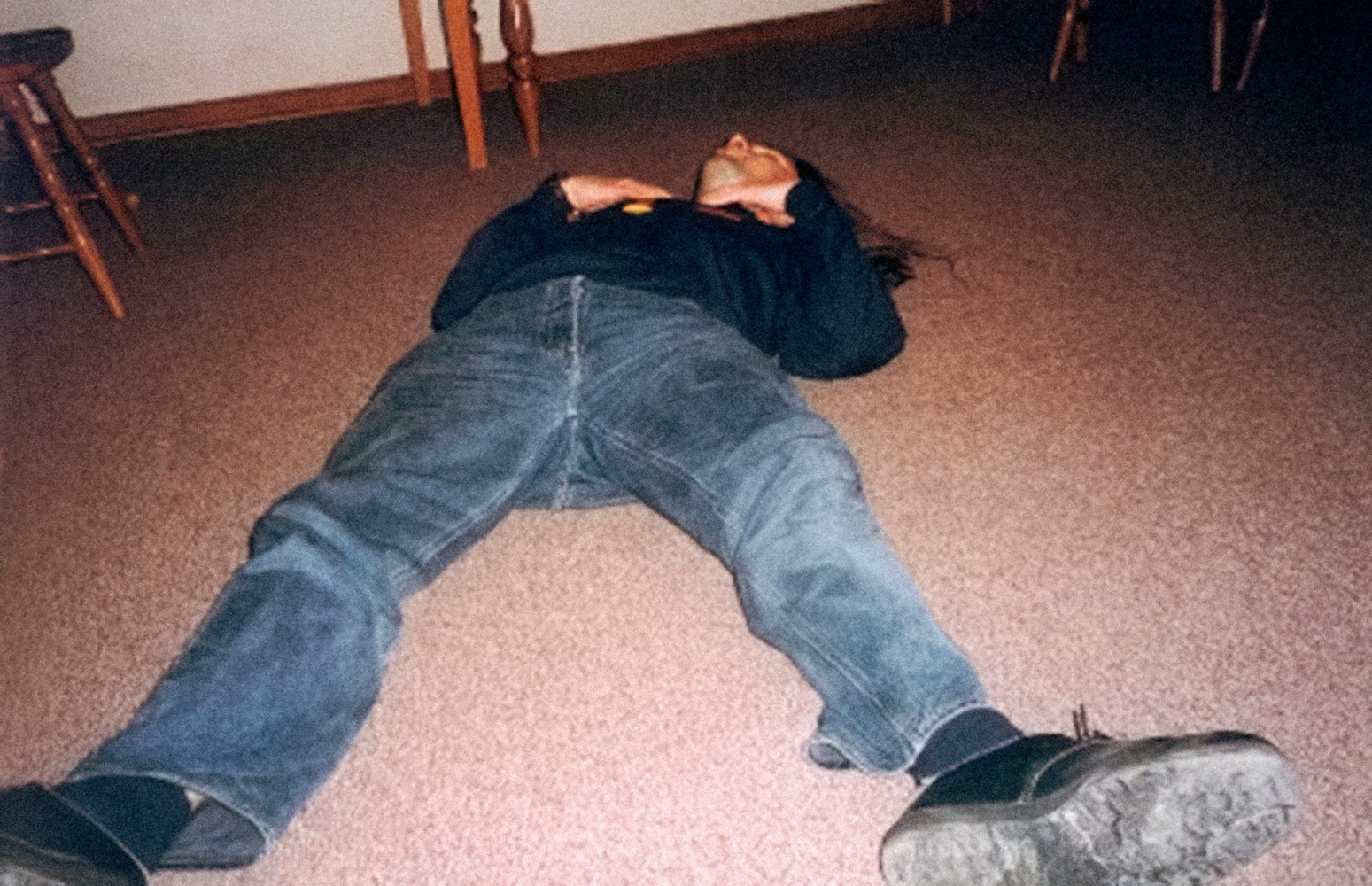 Steven Shearer

Carpet Layer

2025

UV print on canvas; framed

Unique

Image 262.5 x 405 cm / 103 3/8 x 159 1/2 in

Frame 265.5 x 408 cm / 104 1/2 x 160 5/8 in