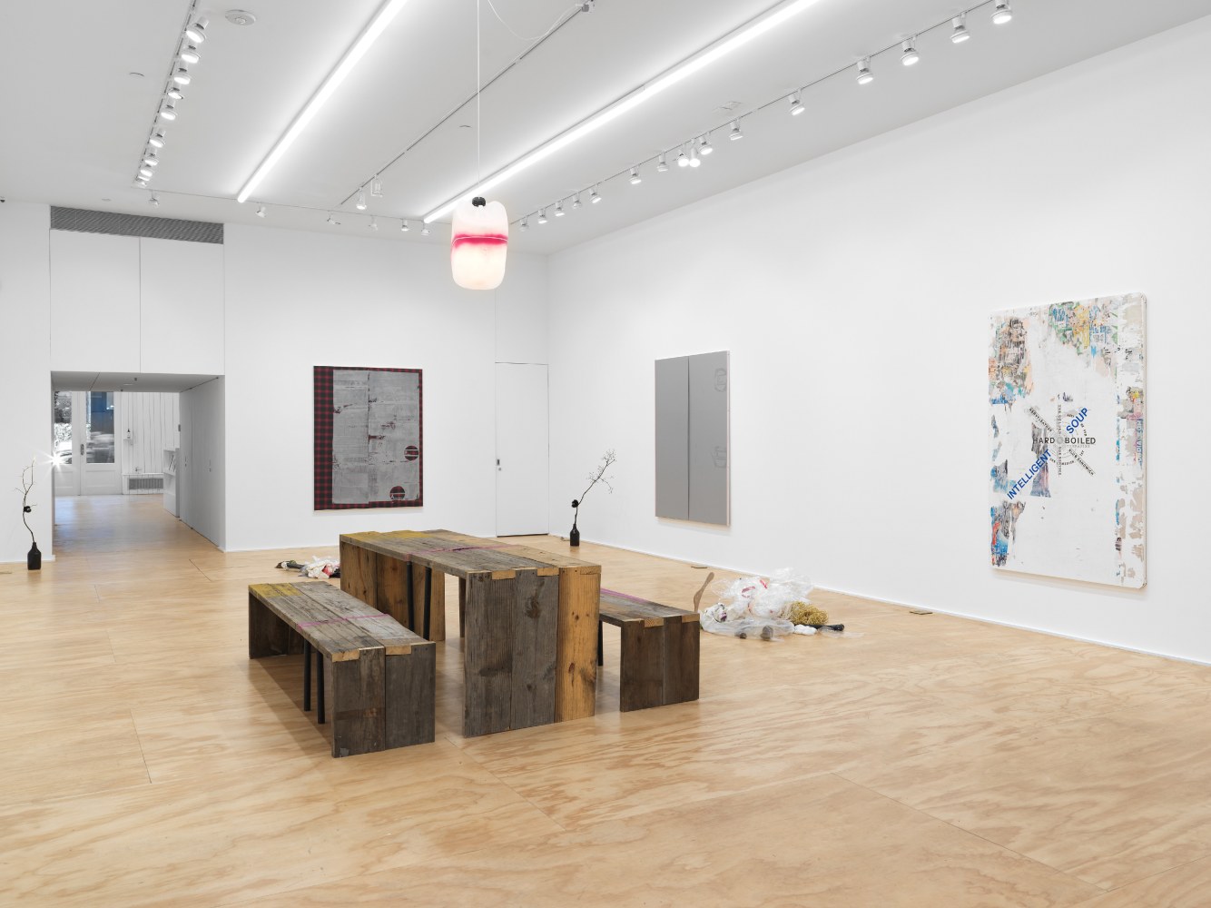 installation view Weiss Falk at Eva Presenhuber, New York