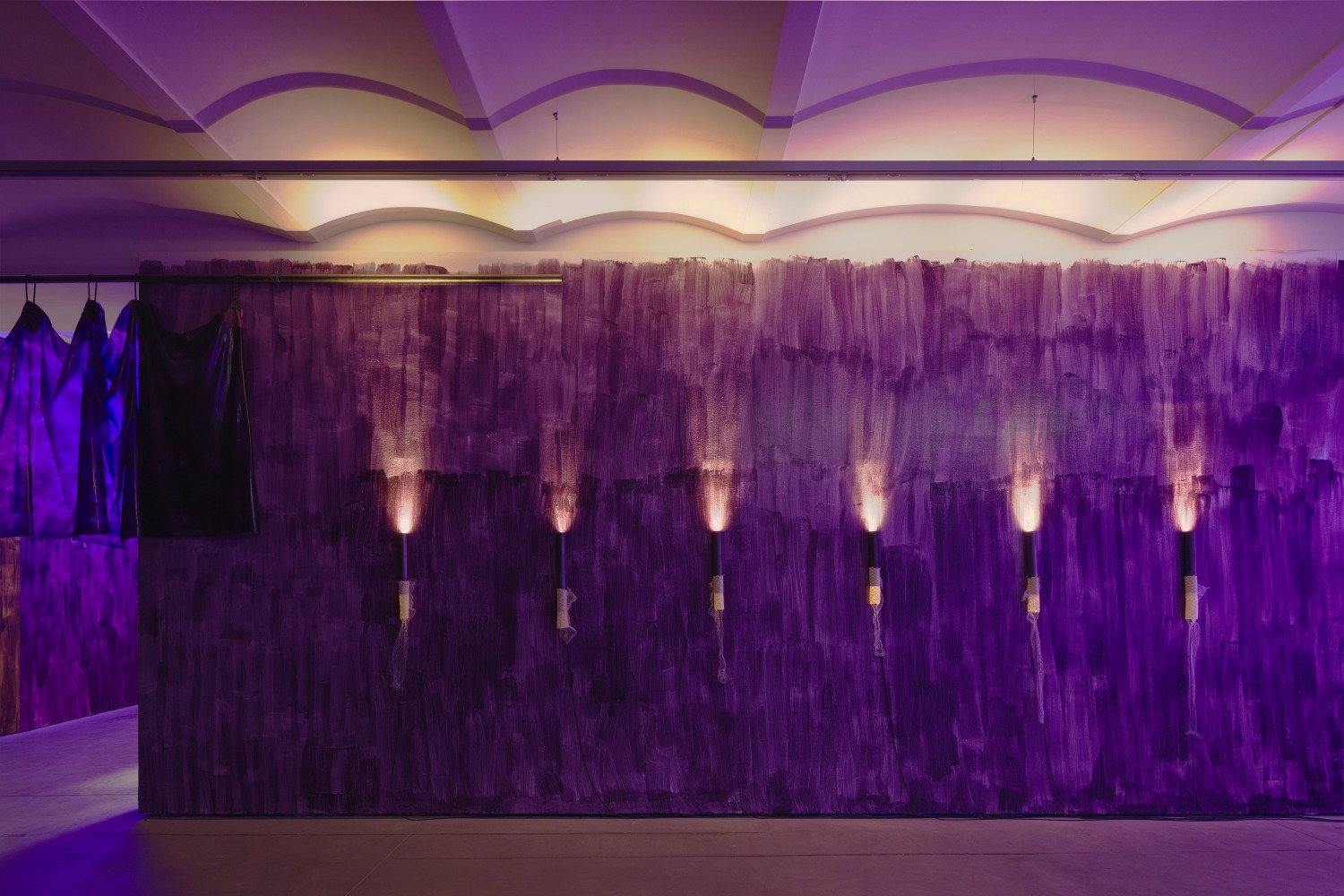 Installation view, Liesl Raff, Liaison, Franz-Josefs-Kai 3, Vienna, 2023