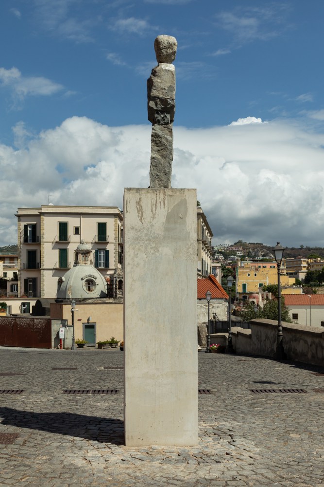 Installation view, Ugo Rondinone, the first, Panorama Pozzuoli, Napoli, 2025