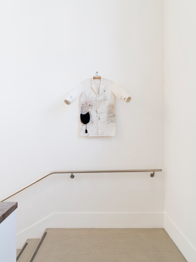 Installation view of sculptures and paintings by Jean-Frédéric Schnyder